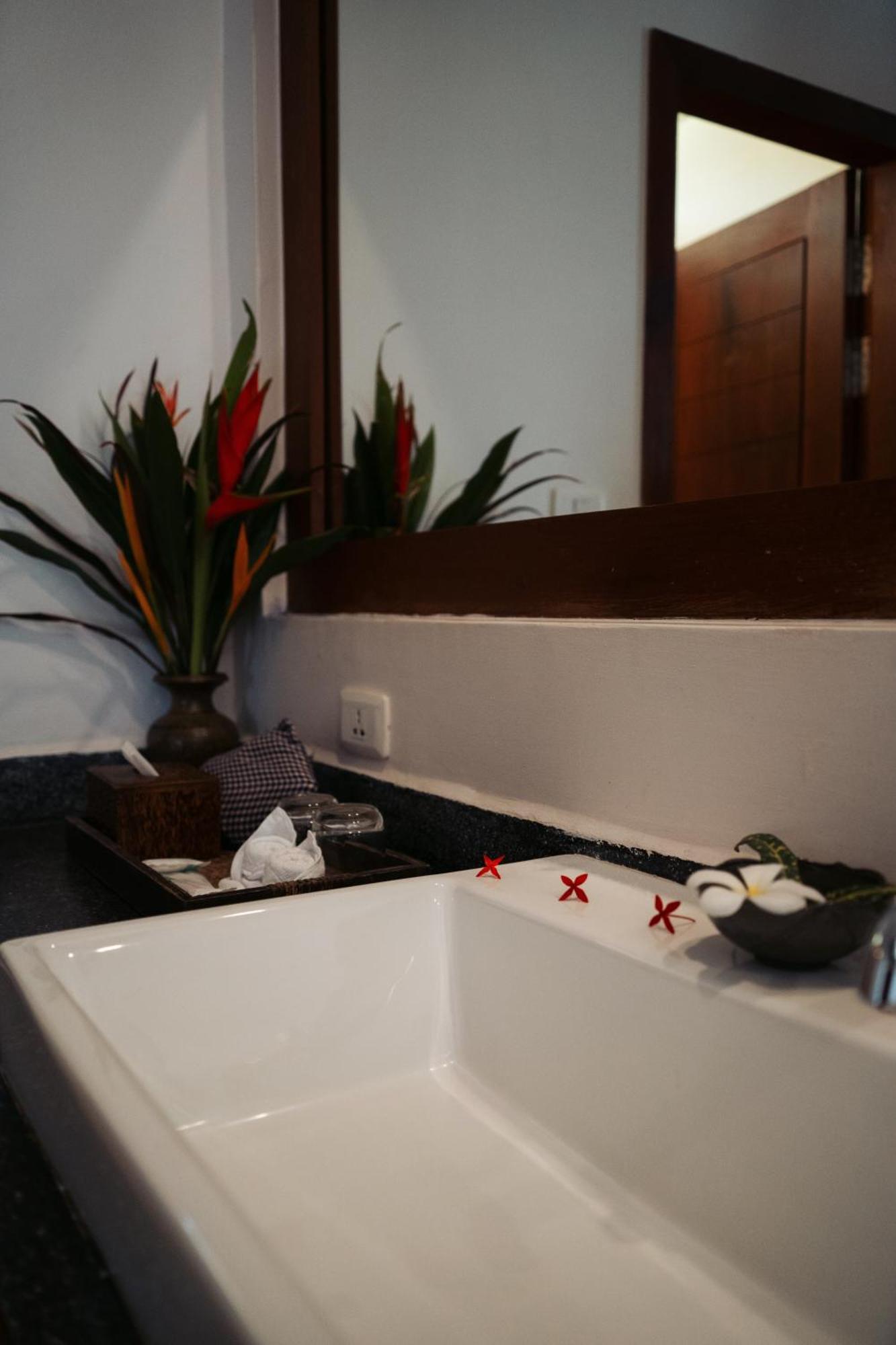 Battambang Resort Exterior photo